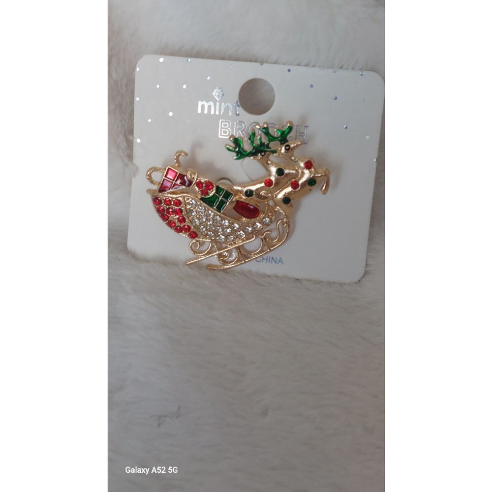 Gorgeous. Gold & Red Reindeer Sleigh Brooch 2 inches